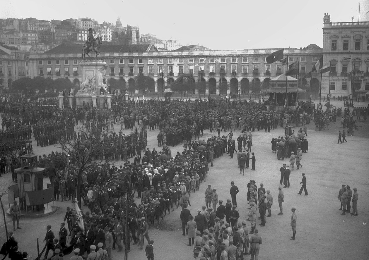 Győzelemünnepségek a lisszaboni Praca do Comercioban, 1918 alkotó: Unbekannt Unbekannt