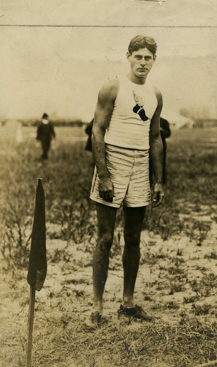 1904-es olimpia- Azonosítatlan New York-i atlétikai klubcsapat-tag (valószínűleg Samuel Symington Jones) alkotó: Unbekannt