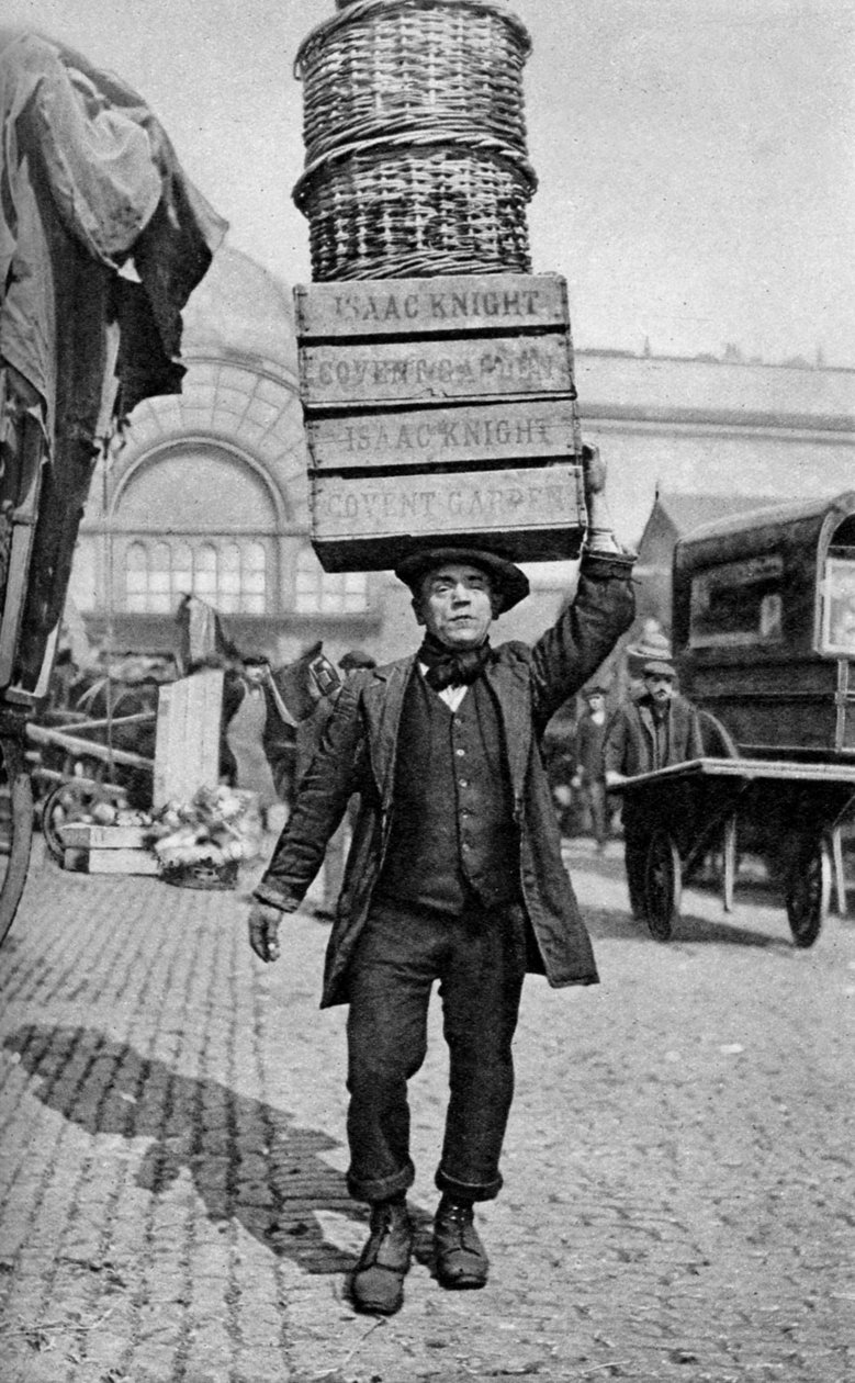Egy Covent Garden-i piaci portás, London, 1922 alkotó: Unbekannt