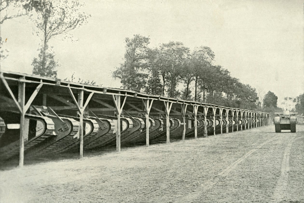 A brit tankok parkja közvetlenül a frontvonal mögött, 1919. alkotó: Unbekannt