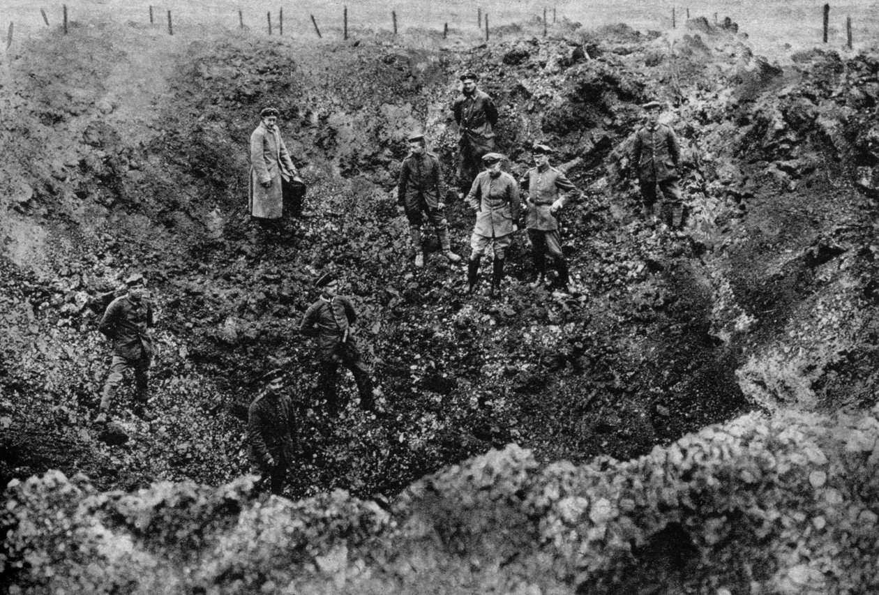 Egy bánya robbanása által okozott kráter, Nyugati Front, 1917 alkotó: Unbekannt