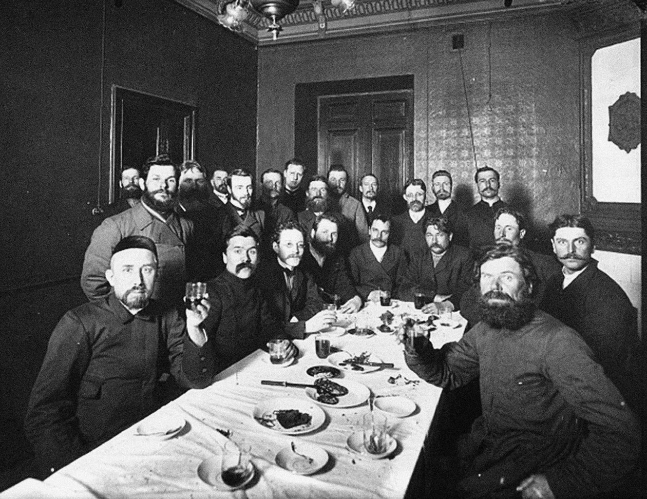 A második duma képviselőinek csoportja, 1907 alkotó: Unbekannt
