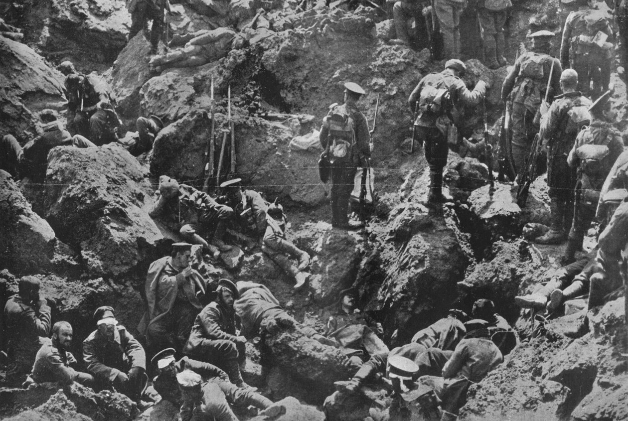 Figyelemre méltó háborús fénykép, amelyet britek bányásztak és örökítettek meg, 1915 alkotó: Unbekannt