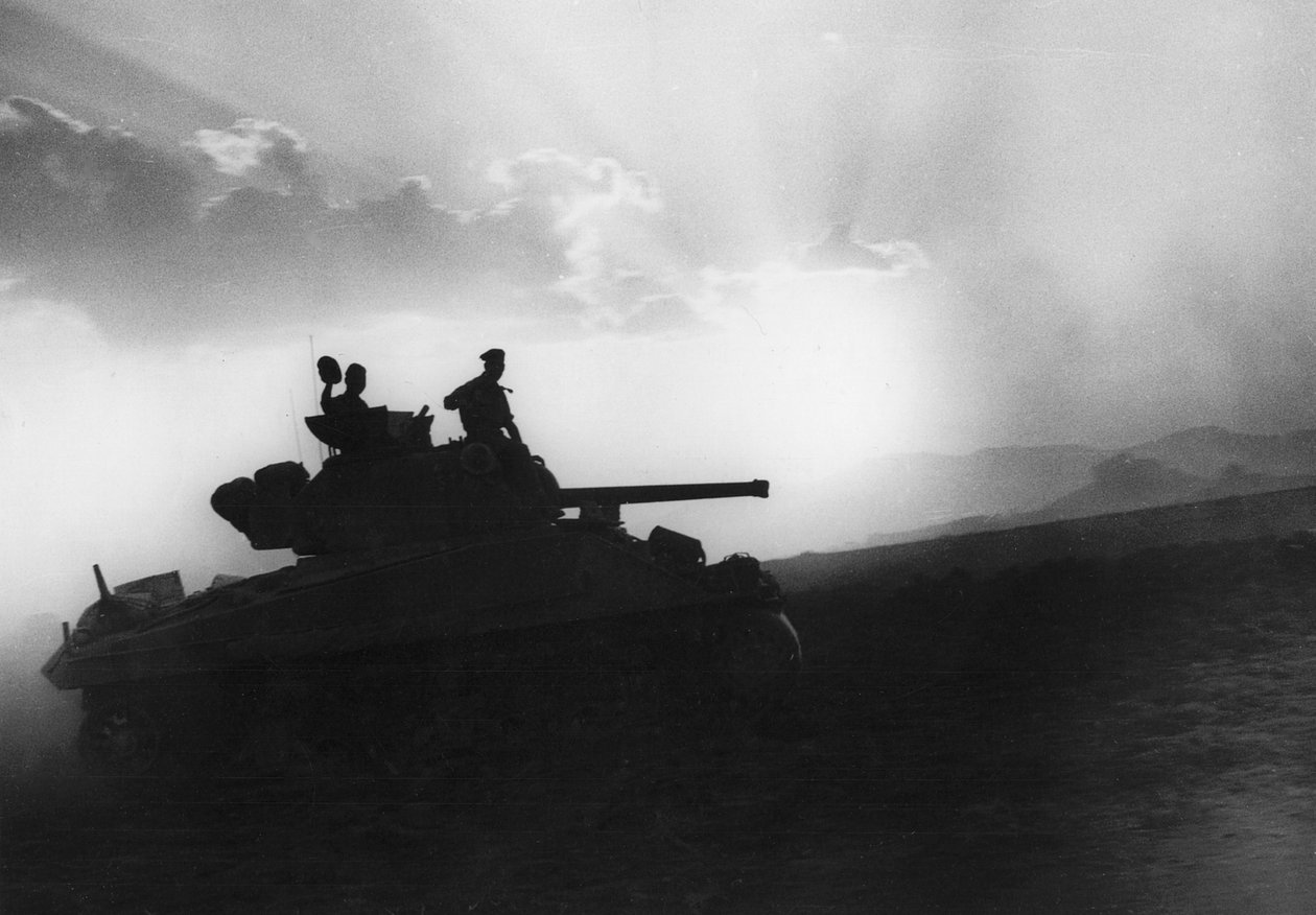 Egy század harckocsik úton a szicíliai Rammacca felé, 1943. július 10. alkotó: Unbekannt