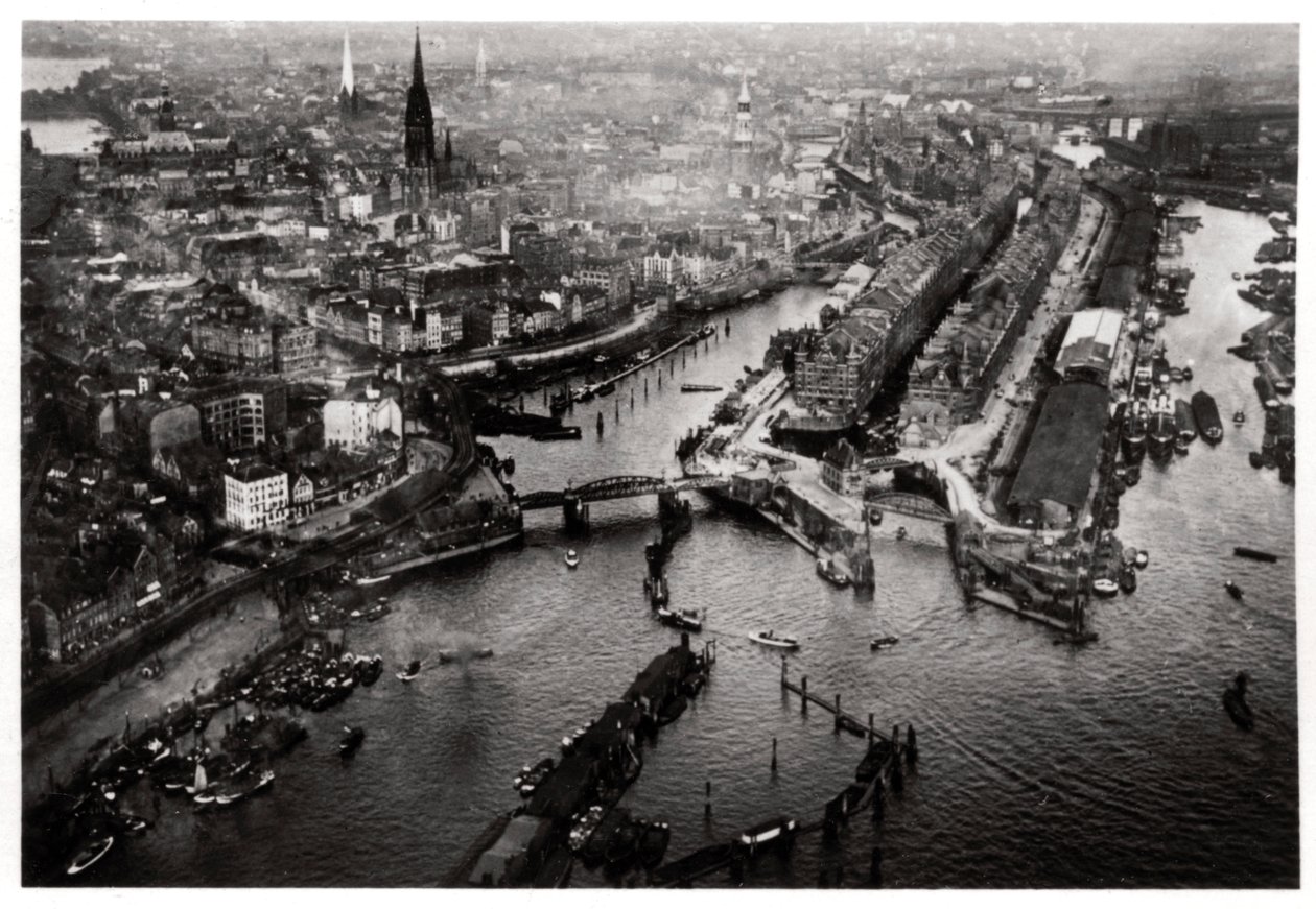 Hamburgi kikötő légi felvétele egy Zeppelinről, 1931 1933 alkotó: Unbekannt