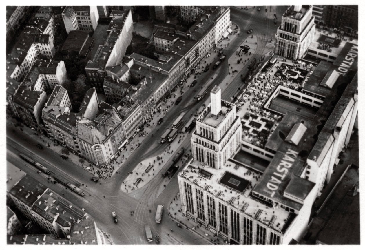 A Hermannplatz légifelvétele, Berlin Neukoelln, Németország, Zeppelinről, c1931 1933 alkotó: Unbekannt
