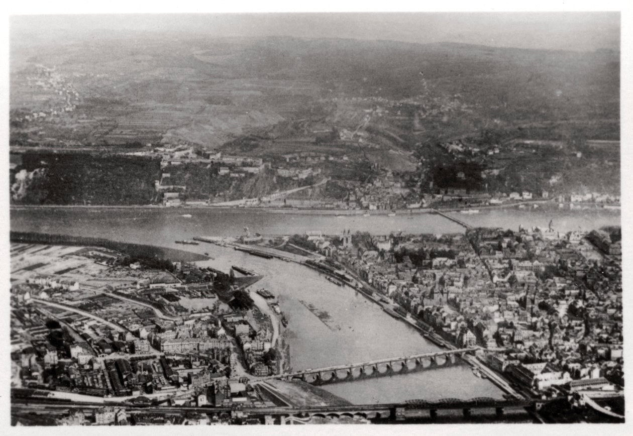 Koblenz, Rajna-Palantinate, Németország légi felvétele egy Zeppelinről, c1931 1933 alkotó: Unbekannt