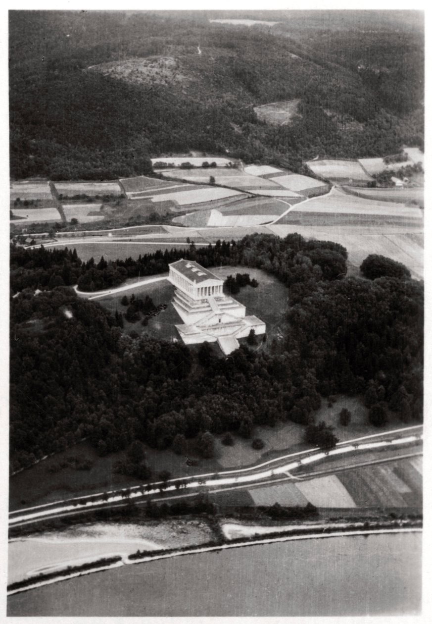 A Walhalla-templom légi felvétele, Regensburg közelében, Németország, egy Zeppelinről, c1931 1933 alkotó: Unbekannt