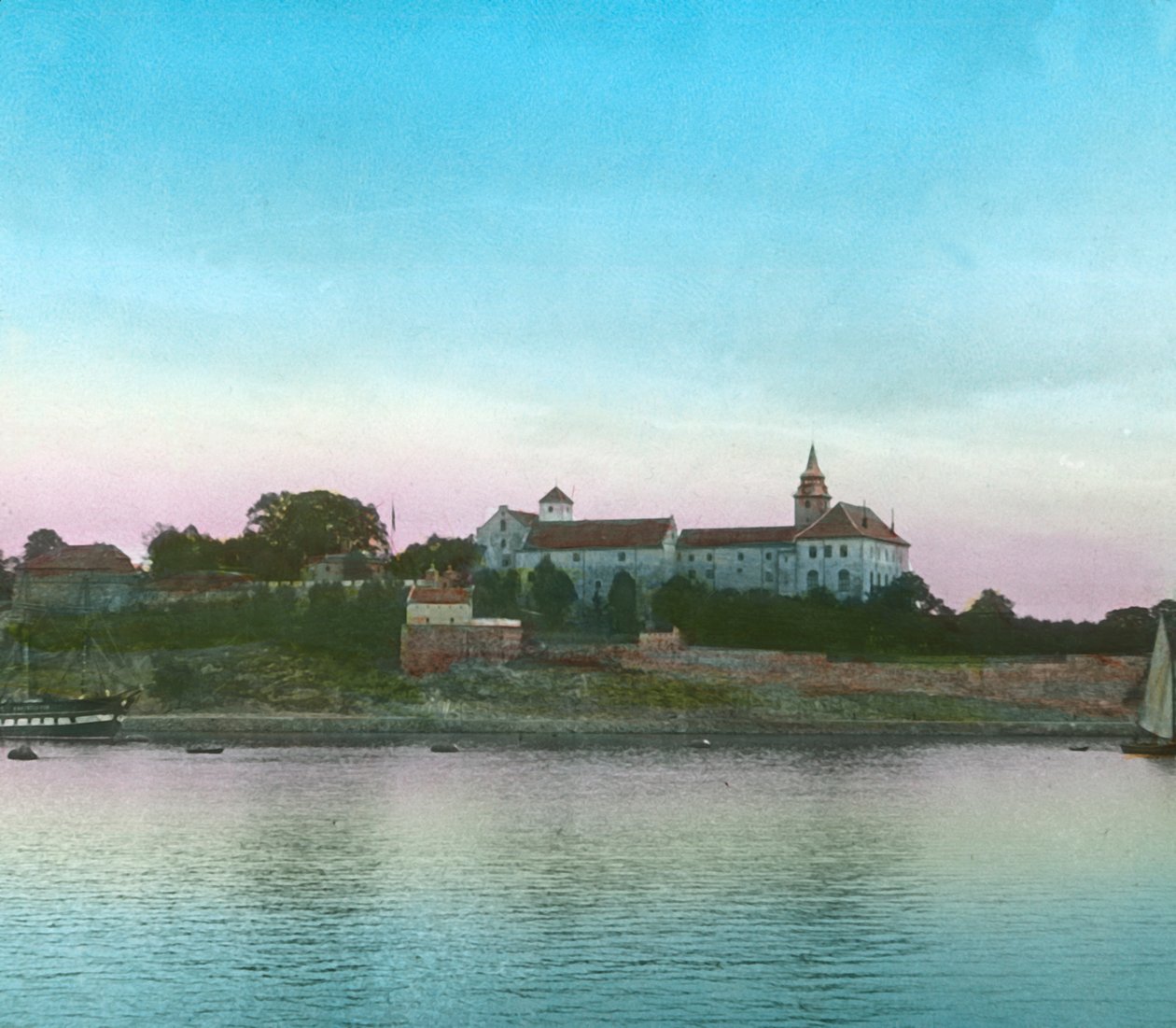 Akershus erőd, Christiania, Oslo, Norvégia, 19. század vége – 20. század eleje. alkotó: Unbekannt