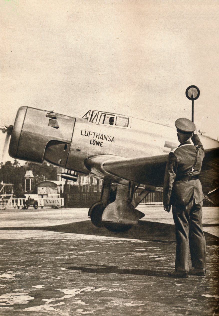 Minden szabad a rajthoz a berlini Tempelhof repülőtéren, c1936 c1937 alkotó: Unbekannt