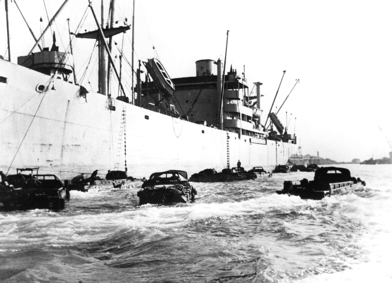 Amerikai kétéltű járművek, Le Havre, Franciaország, 1944 alkotó: Unbekannt