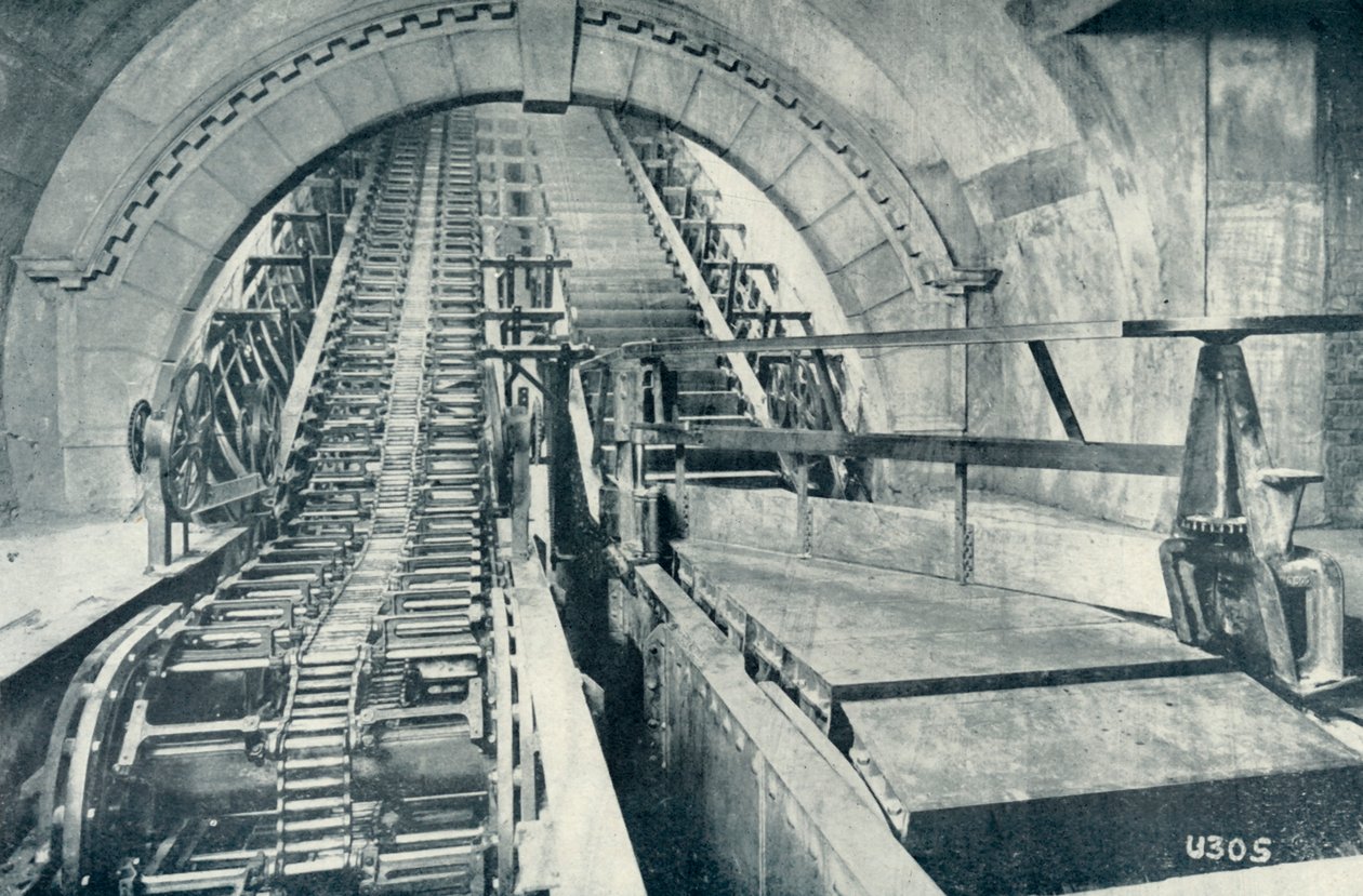 Mozgólépcső az építés során, 1922. alkotó: Unbekannt