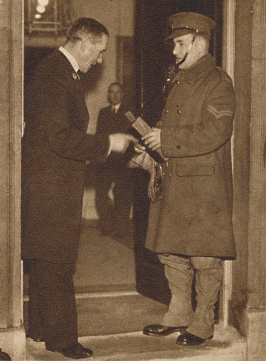 Army Despatch Rider az erődből 10. szám alatt, 1936 1937 alkotó: Unbekannt