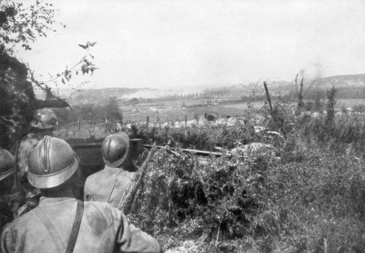 Tüzérségi lövedék előrenyomulás előtt, Aisne, Franciaország, 1918. szeptember 2 alkotó: Unbekannt