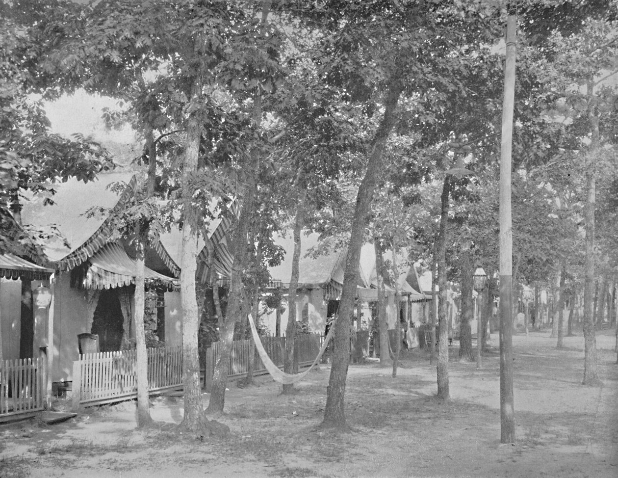 Avenue of Tents, Ocean Grove, New Jersey, 1897. alkotó: Unbekannt