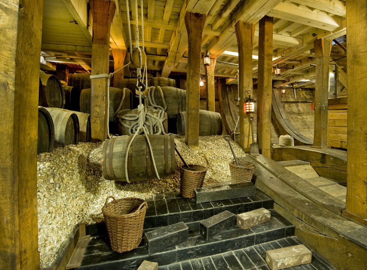 Ballast in the Hold of HMS Victory, 2013 (fotó) alkotó: Unbekannt