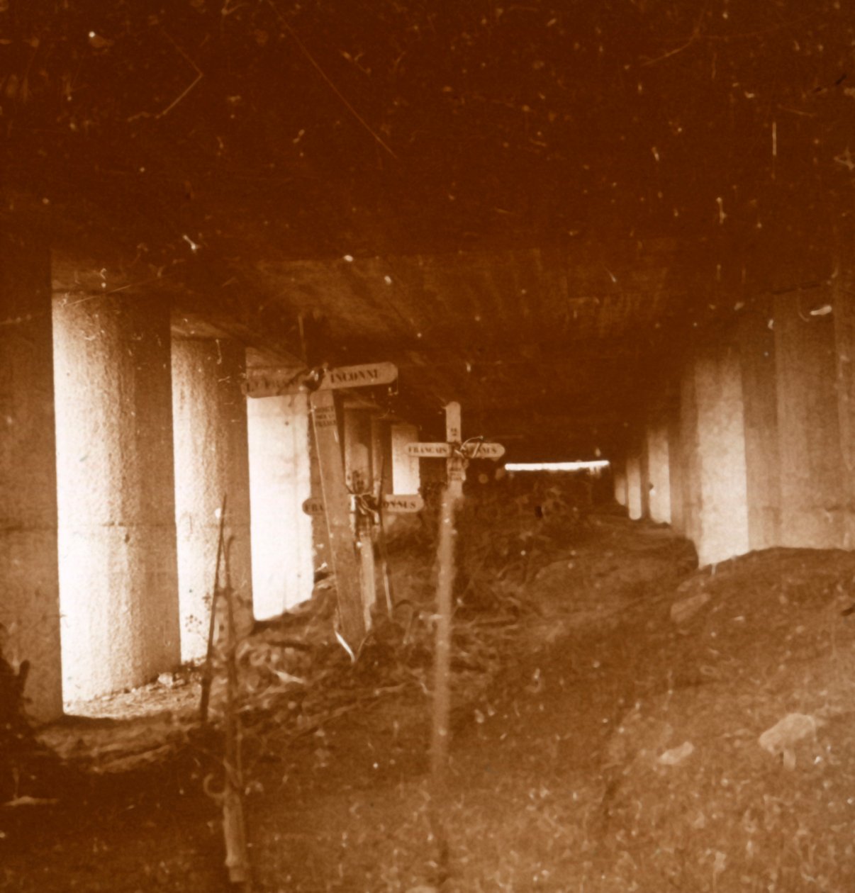 Bajonett-árok, Verdun, Észak-Franciaország, 1916-c1918. alkotó: Unbekannt