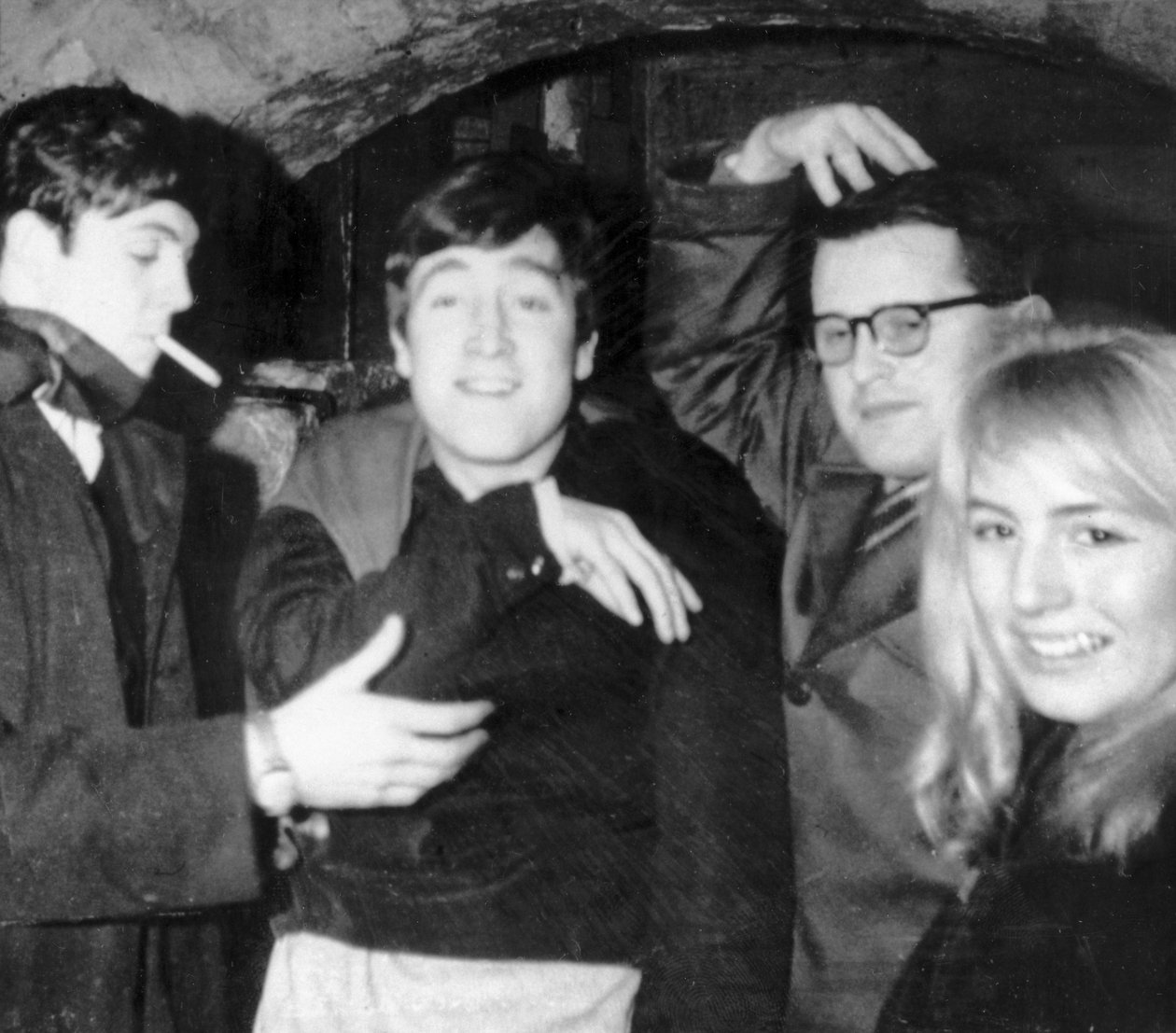 Beatles John Lennon és Paul McCartney a Cavern Clubban, 1960 alkotó: Unbekannt