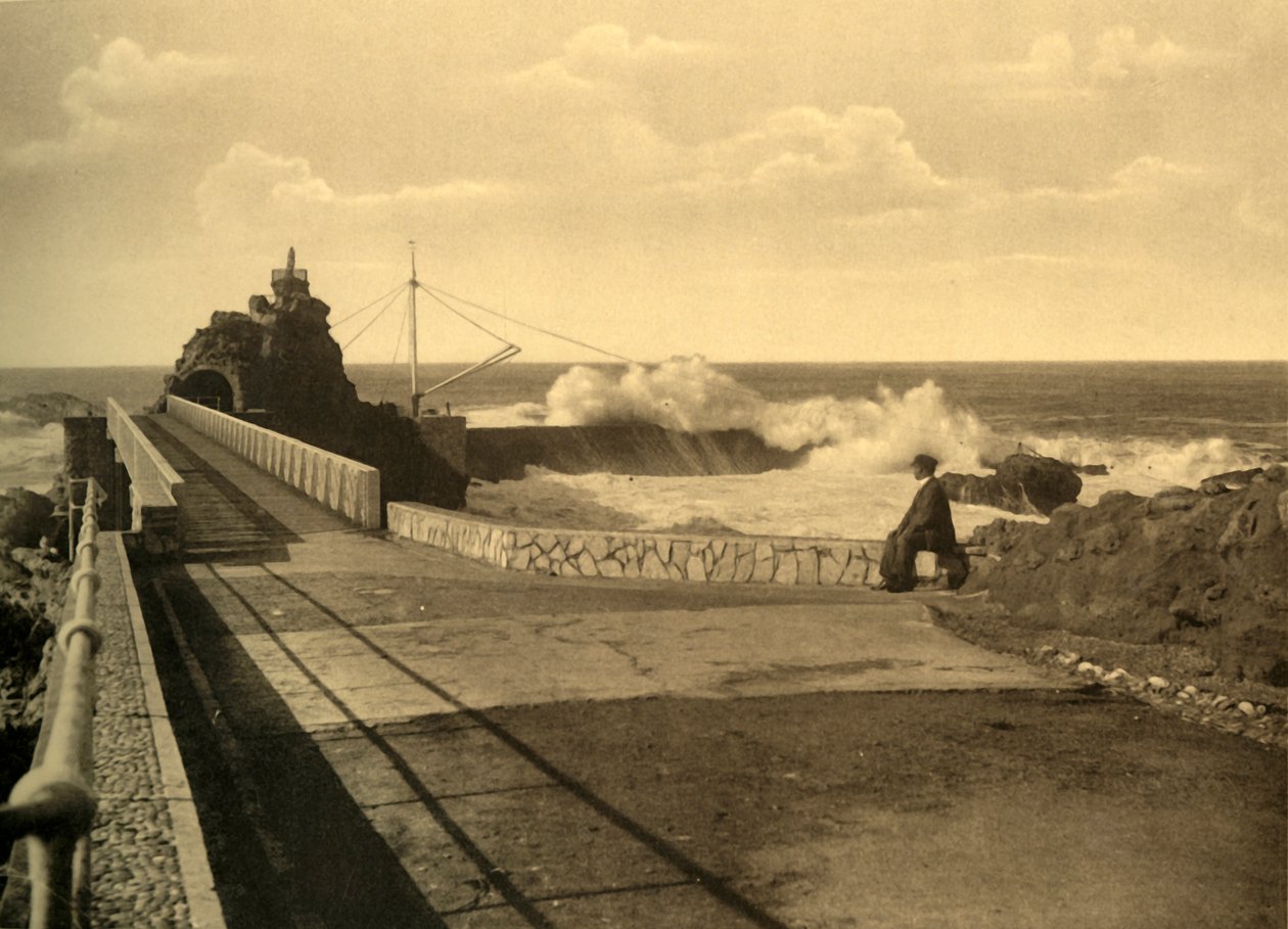 Biarritz - A Rocher de la Vierge-nél nagy remps, 1930. alkotó: Unbekannt