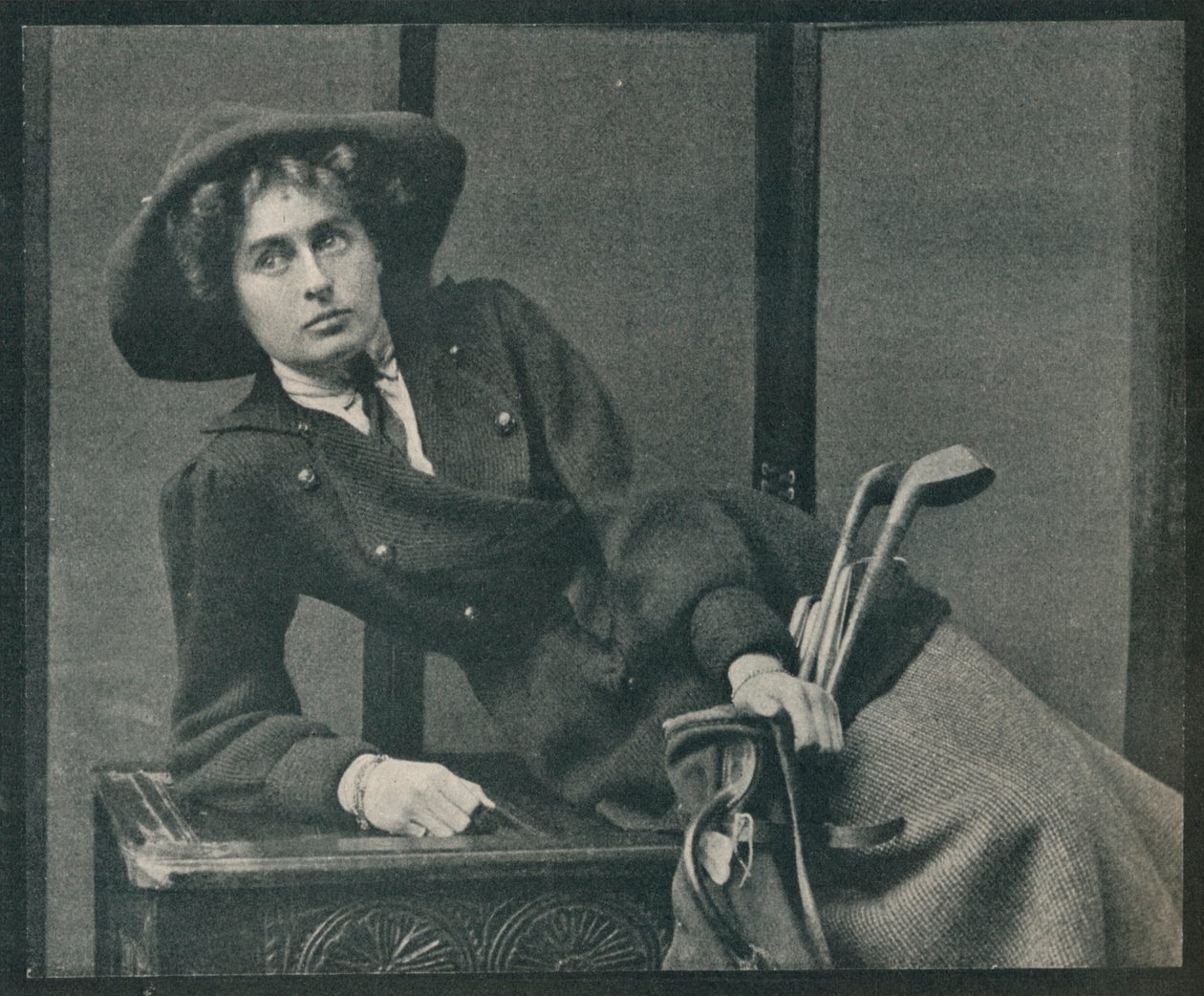 Fekete sapka, c1910 alkotó: Unbekannt