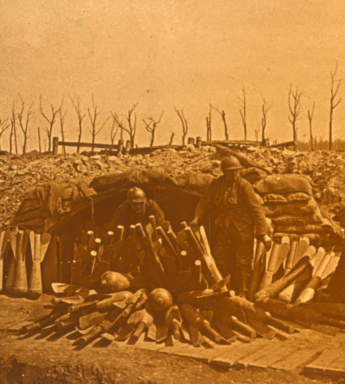 Bombabolt, c1914-c1918 alkotó: Unbekannt