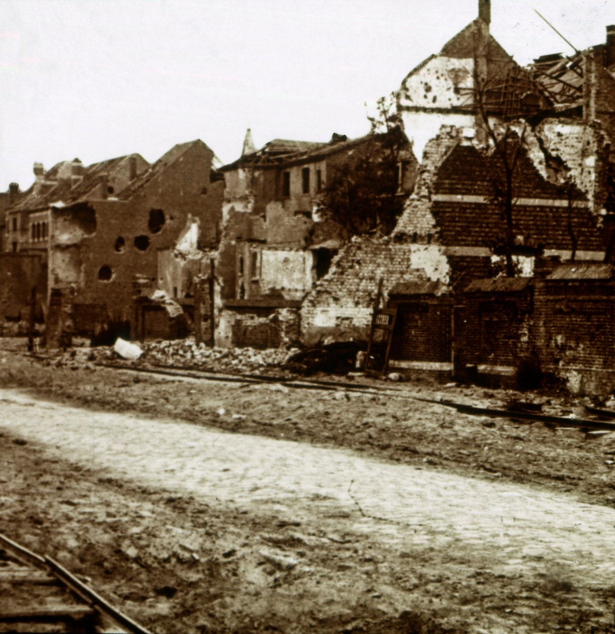 Lebombázott épületek, Nieuwpoort, Flandria, Belgium, c1914-c1918 alkotó: Unbekannt