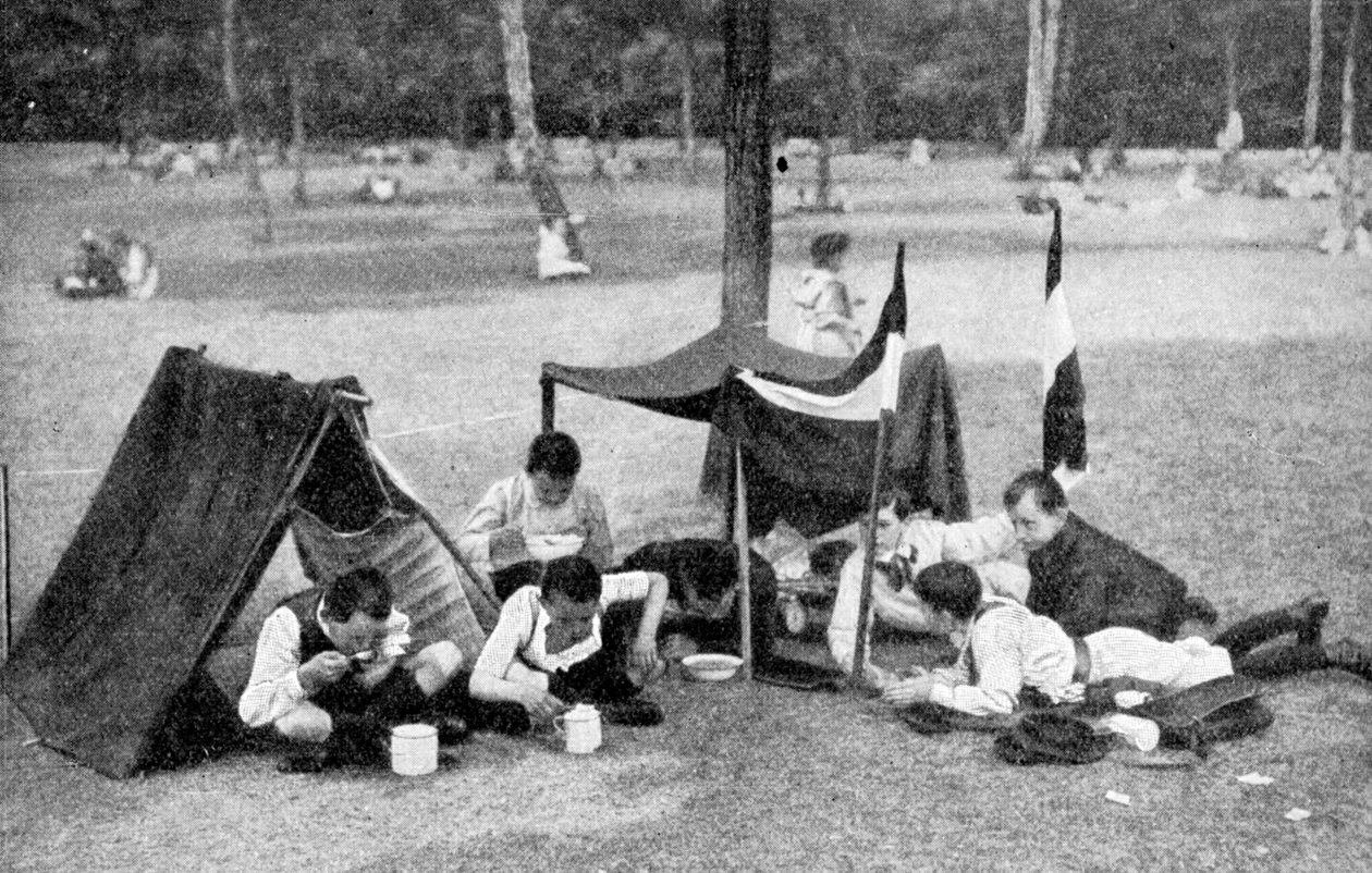 Fiúk táborozása, Berlin, Németország, 1922 alkotó: Unbekannt