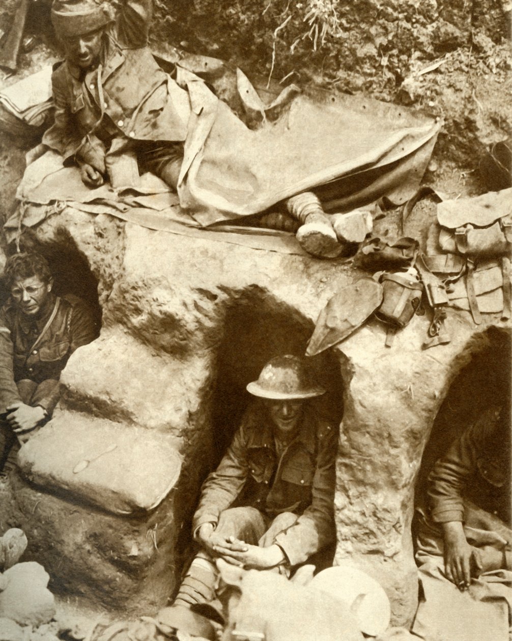 Brit katonák a franciaországi Thiepval Wood-i lövészárokban, első világháború, 1916, 1935. alkotó: Unbekannt