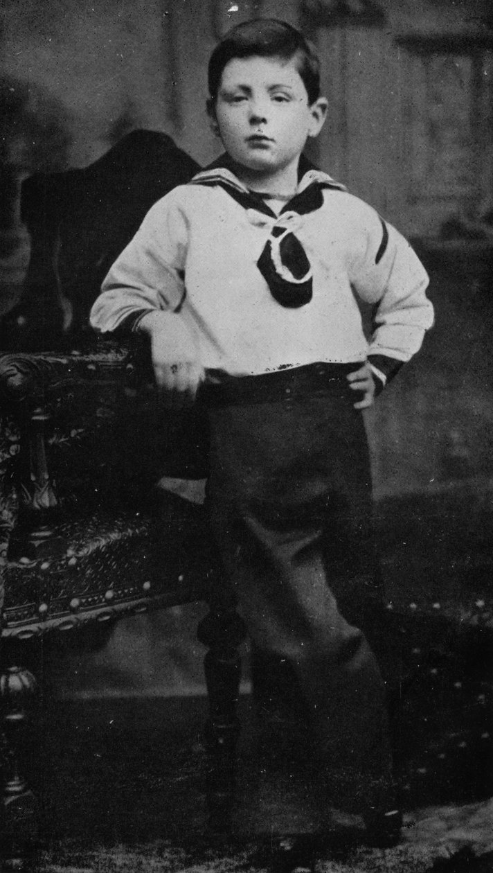 Ám amikor megérkezik a nevelőnő, az élet komolyabb oldalt vett, 1881 1945 alkotó: Unbekannt
