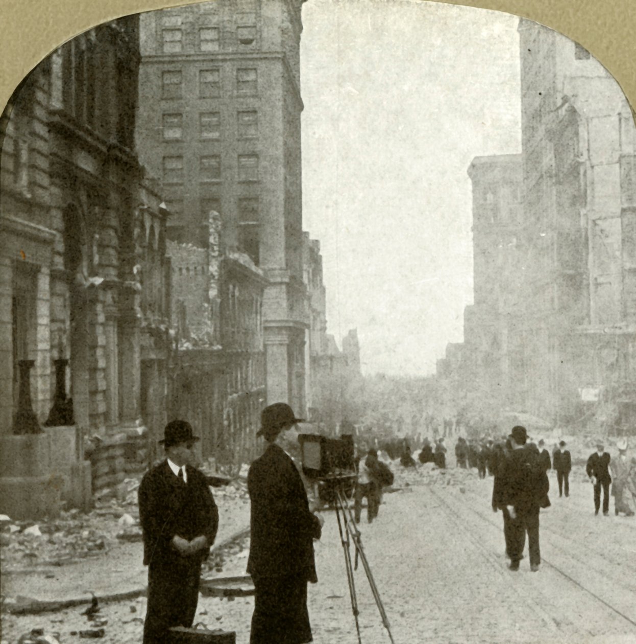 California St., várja a kompraktárt – Banking District, 1906. alkotó: Unbekannt