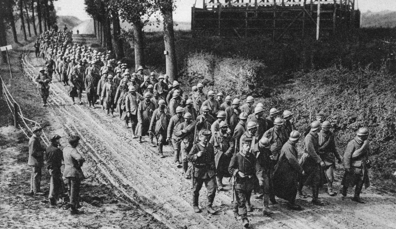 Fogságba esett francia katonák, a Somme, Franciaország, I. világháború, 1917 alkotó: Unbekannt