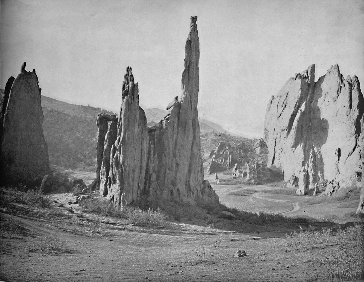 Cathedral Spires, Garden of the Gods, Colorado, 1897. alkotó: Unbekannt