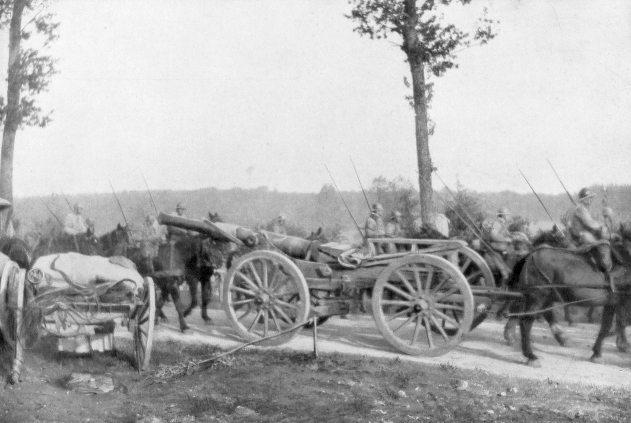 A 10. francia hadsereg lovassága és tüzérsége, Villers-Cotterets, Aisne, Franciaország, 1918 alkotó: Unbekannt