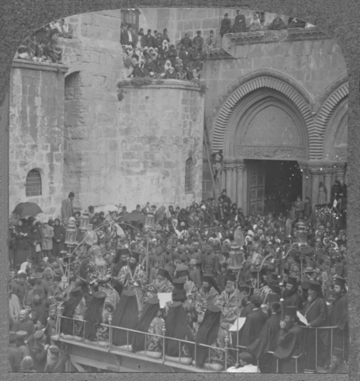 A tanítványok lábmosásának szertartása a Szent Sír-templomban, 1900 körül alkotó: Unbekannt
