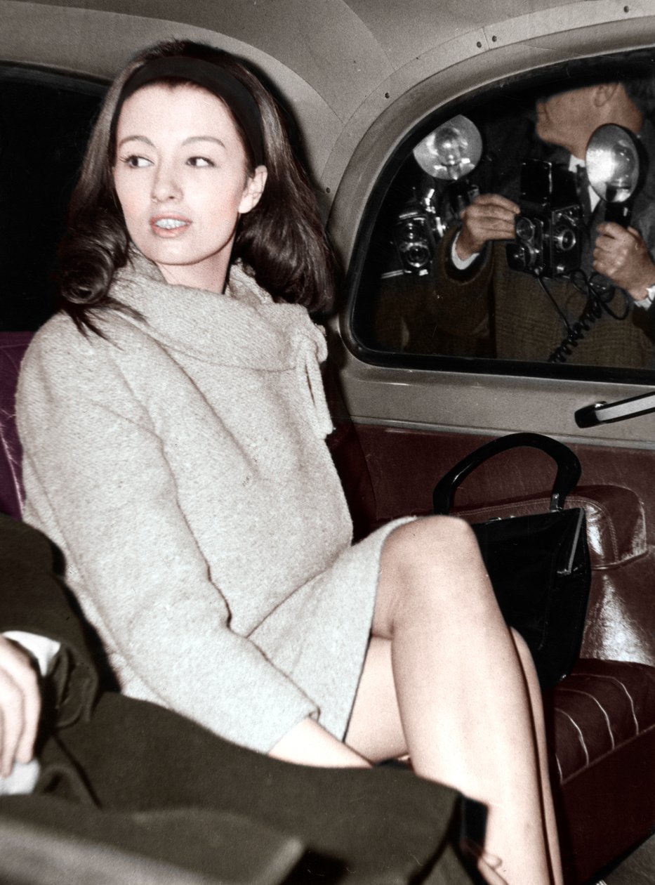 Christine Keeler megérkezik a londoni Old Bailey-be, 1963 alkotó: Unbekannt