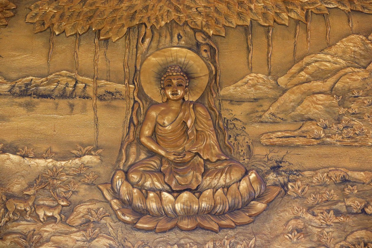 Chua Thiep Hosszú buddhista pagoda. Shakyamuni Buddha meditációs pózban ül. Thay Ninh. Vietnam alkotó: Unbekannt