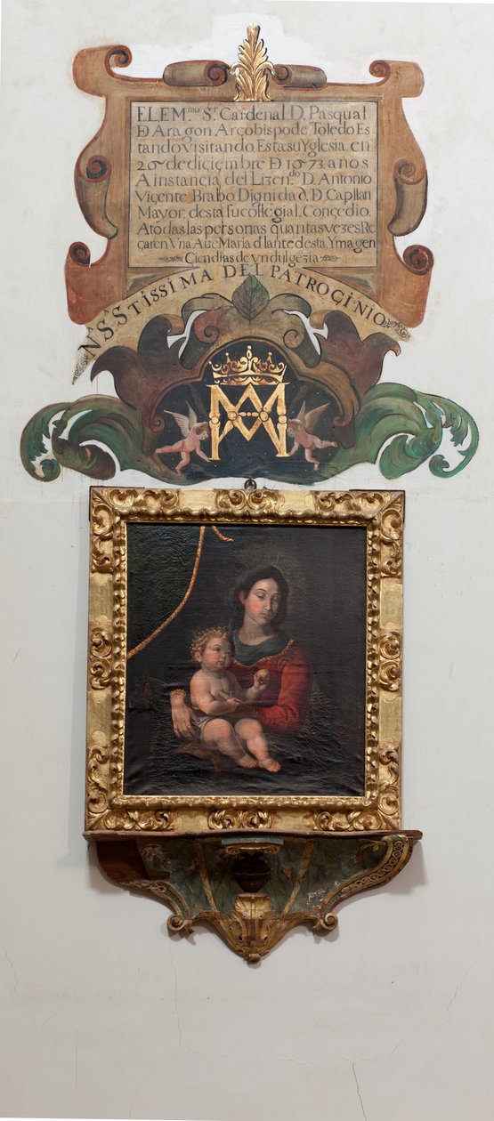 Kollégiumi egyház. Belül. Madonna festmény a gyerekkel, olaj, vászon. Falfestmény a legendáról (legenda Patrocinio Boldogasszonyról). alkotó: Unbekannt