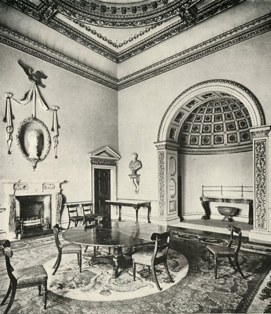Kontrasztos belső terek: Palladian – The Dining-Room, Holkham, Norfolk, William Kent, Regency alkotó: Unbekannt
