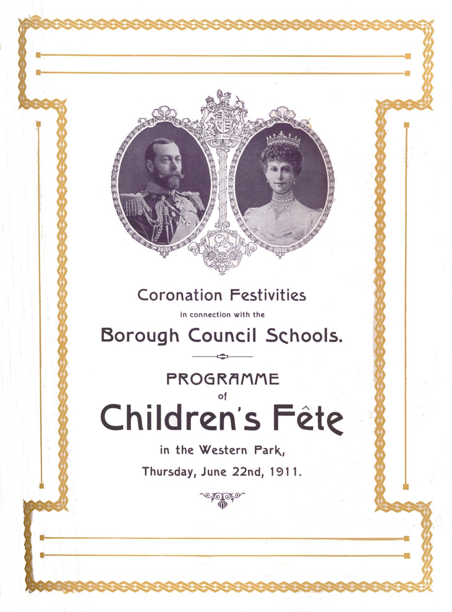 Koronázási ünnepségek a kerületi tanács iskoláival kapcsolatban, 1911, 1917. alkotó: Unbekannt