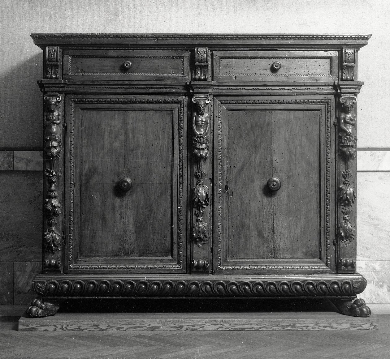 Tálalószekrény, 1550-1599. alkotó: Unbekannt