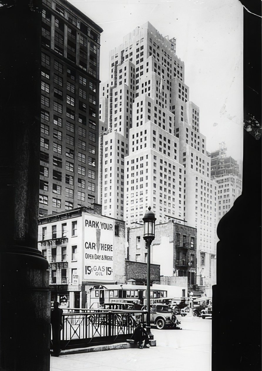 Jobb oldalon a Standard Oil Company 40 emeletes épülete és a vámhivatal. New York. 1935 körül alkotó: Unbekannt