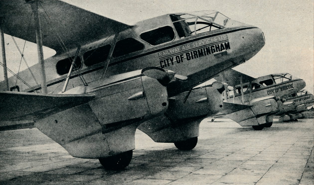 A Railway Air Service egyes útvonalain használt De Havilland DH89 repülőgépek, c1934 c1937 alkotó: Unbekannt