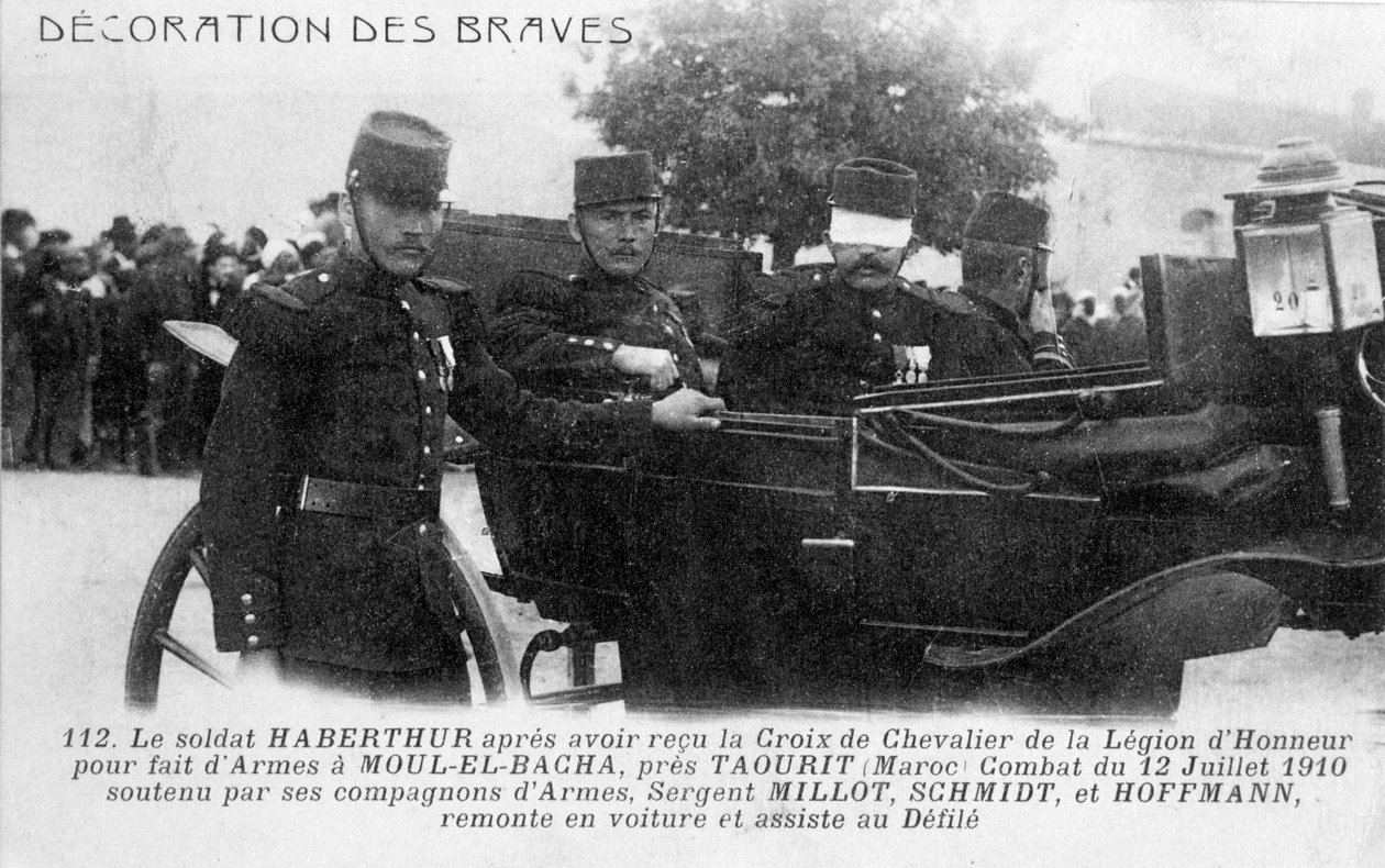 Egy francia katona kitüntetése a Légion dHonneur-vel, 1910 alkotó: Unbekannt
