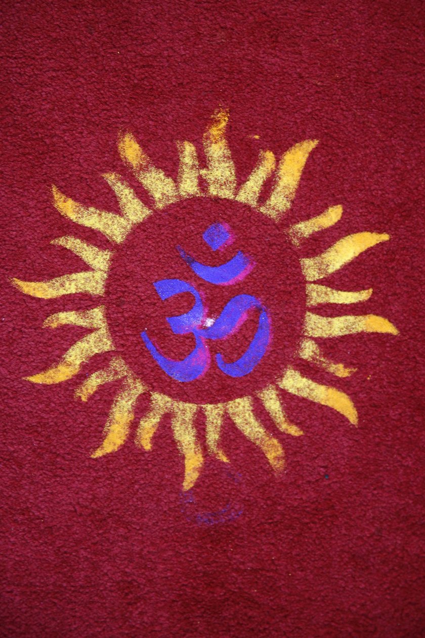 Diwali rangoli a leicesteri Shirdi Sai Baba templomban. Egyesült Királyság alkotó: Unbekannt