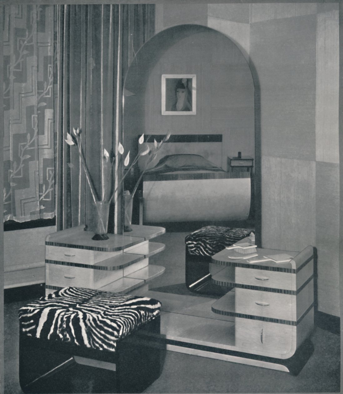 A Frankl Galleres, Inc. számára tervezett fésülködőasztal és zsámoly, 1933 alkotó: Unbekannt