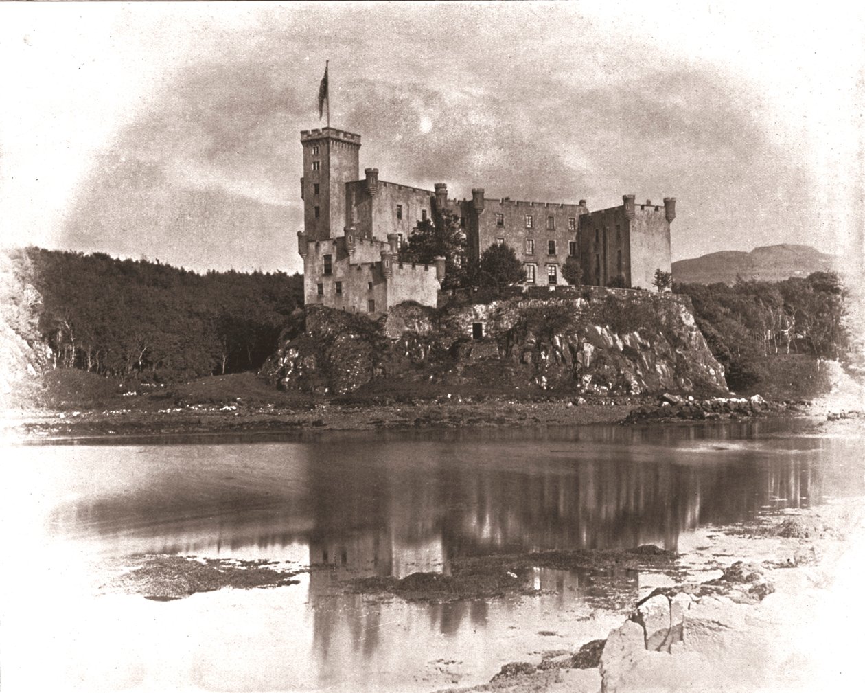 Dunvegan kastély, Skye szigete, Skócia, 1894. alkotó: Unbekannt