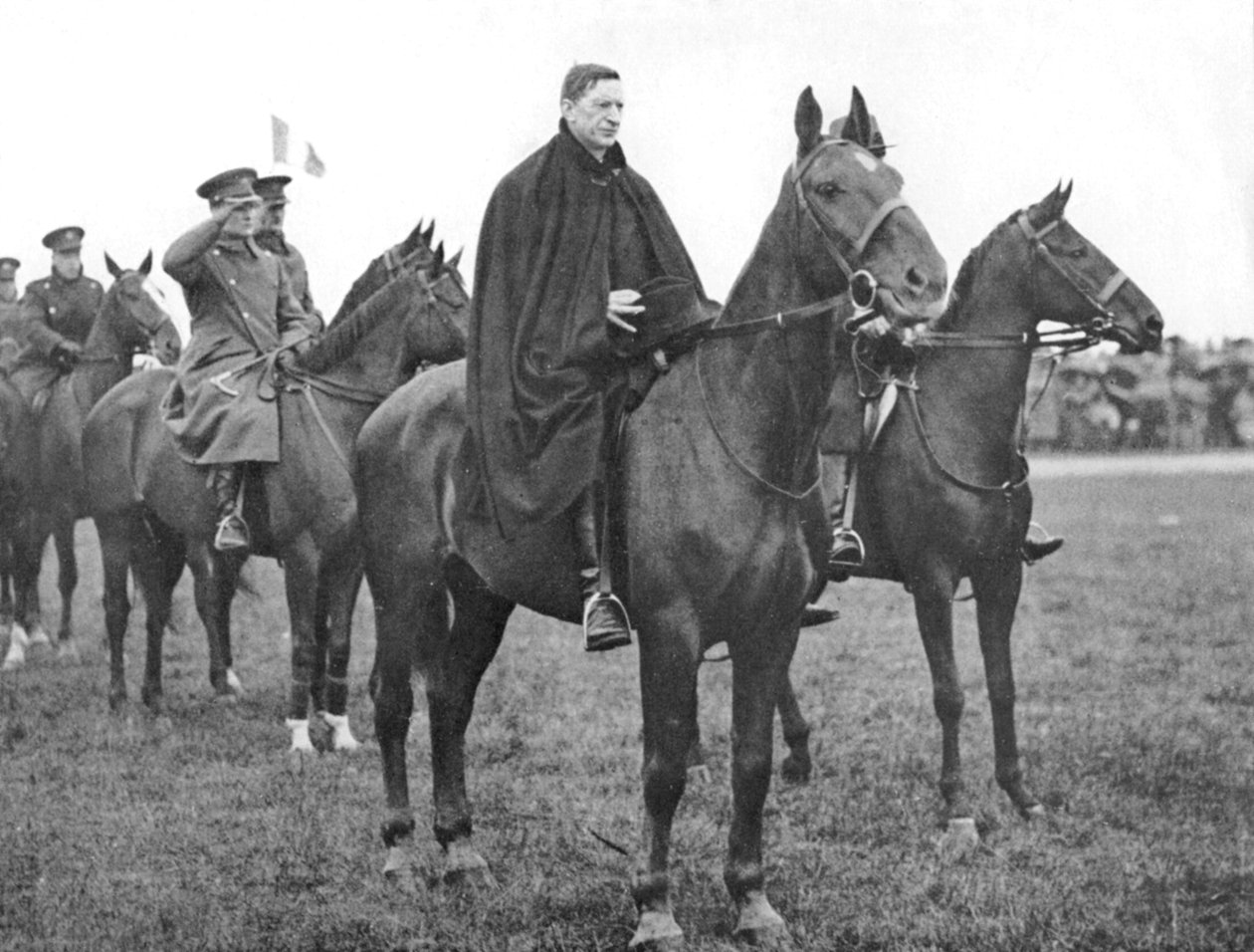Eamon De Valera az Ír Szabad Állam csapatainak felvonulásánál, Dublin, 1934-1935 alkotó: Unbekannt