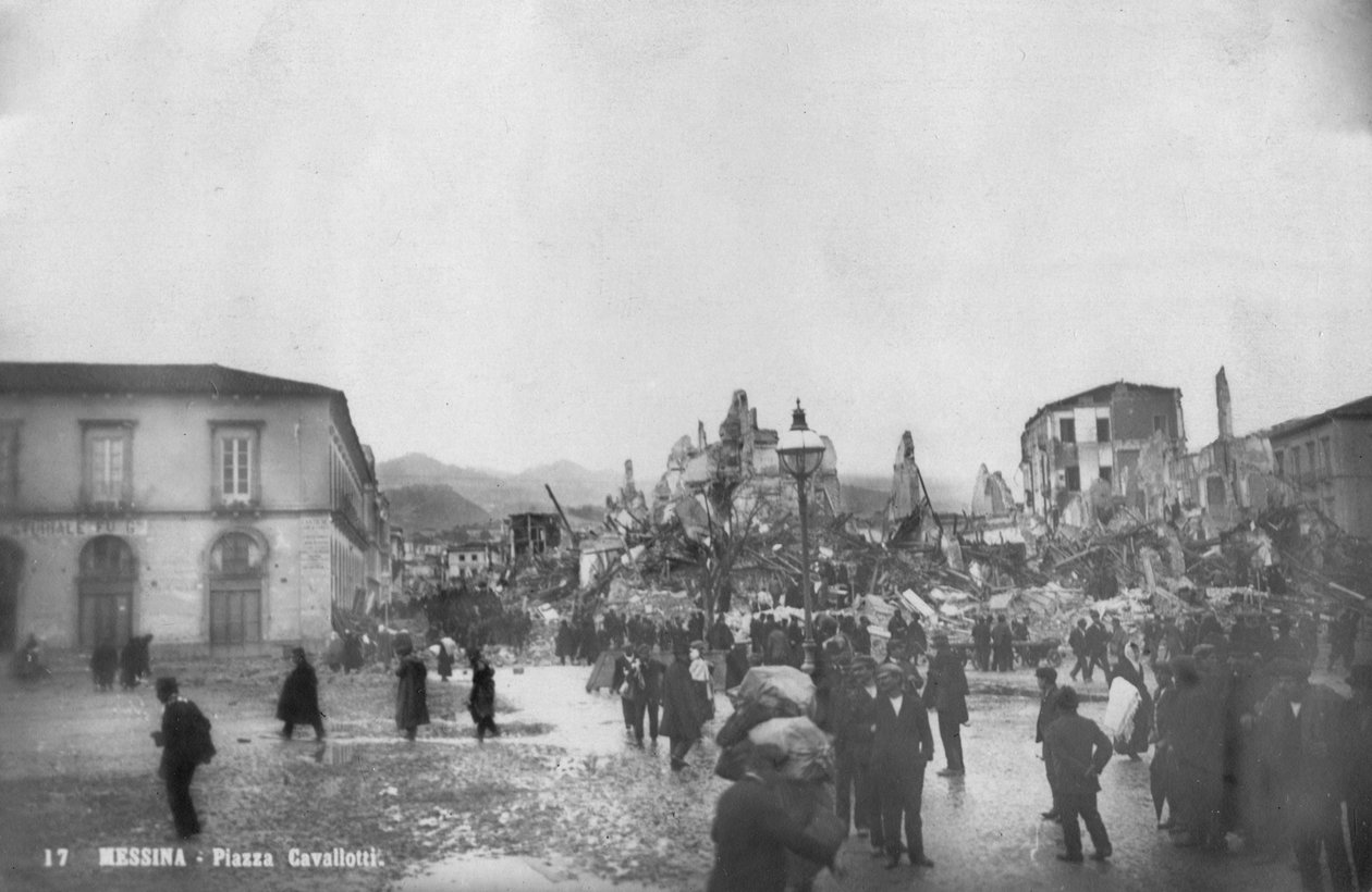 Földrengés okozta károk a Piazza Cavallottiban, Messina, Szicília, Olaszország, 1908. december alkotó: Unbekannt