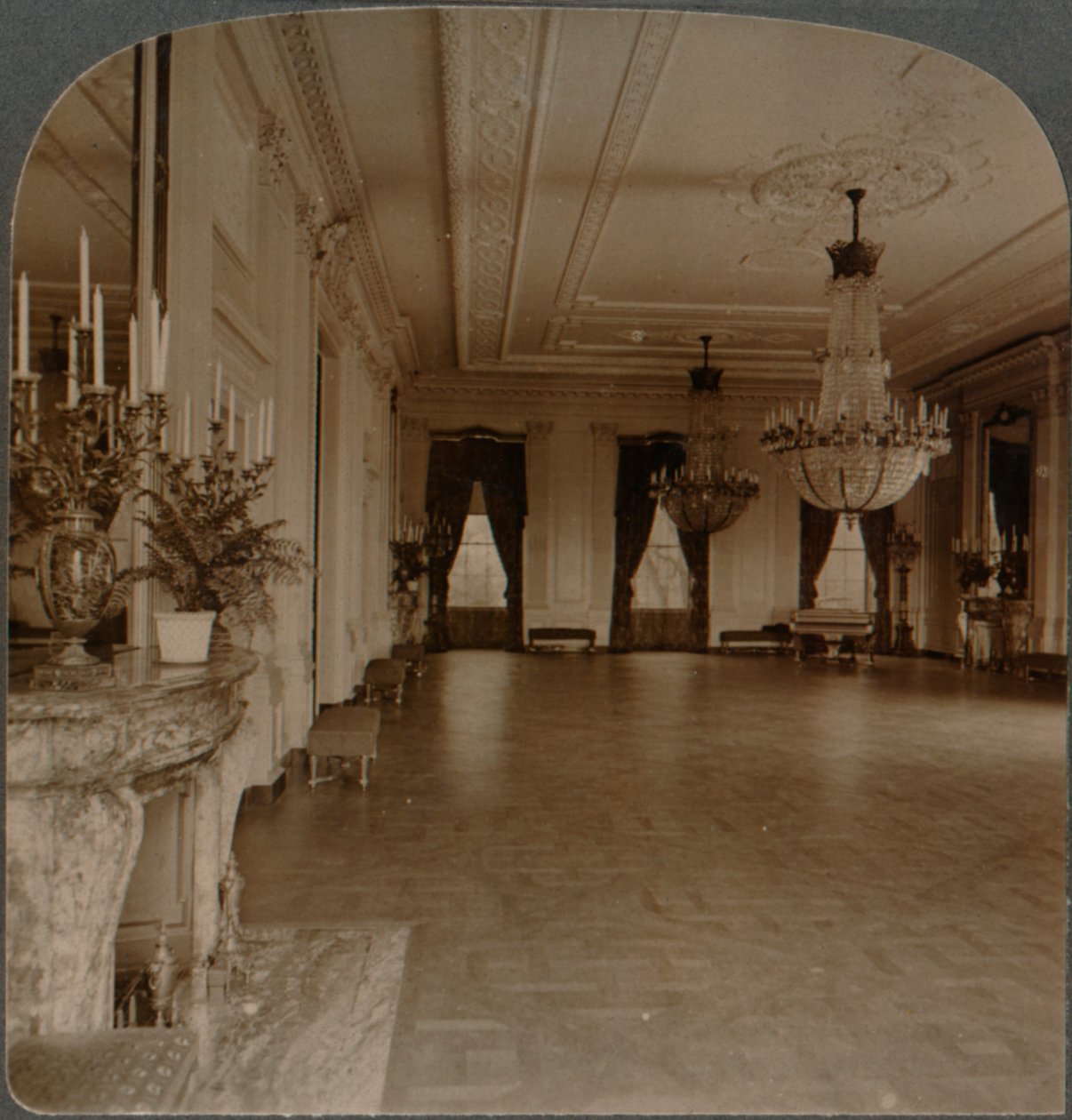 Keleti szoba, ahol fogadásokat tartanak, Fehér Ház, Washington D.C., 1900 alkotó: Unbekannt