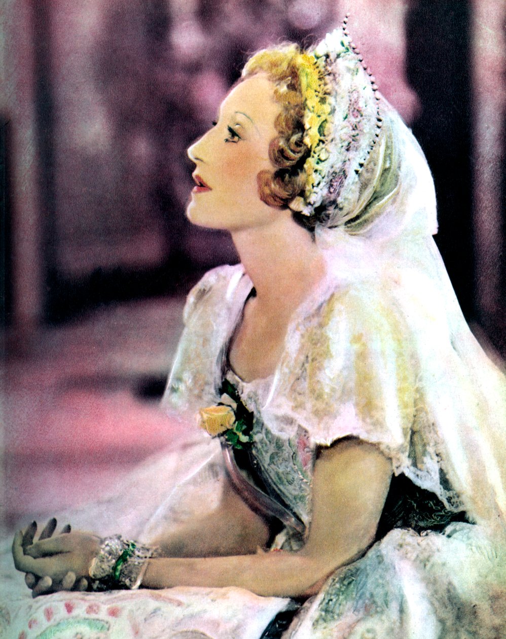Elisabeth Bergner, osztrák-magyar születésű színésznő, 1934-1935 alkotó: Unbekannt